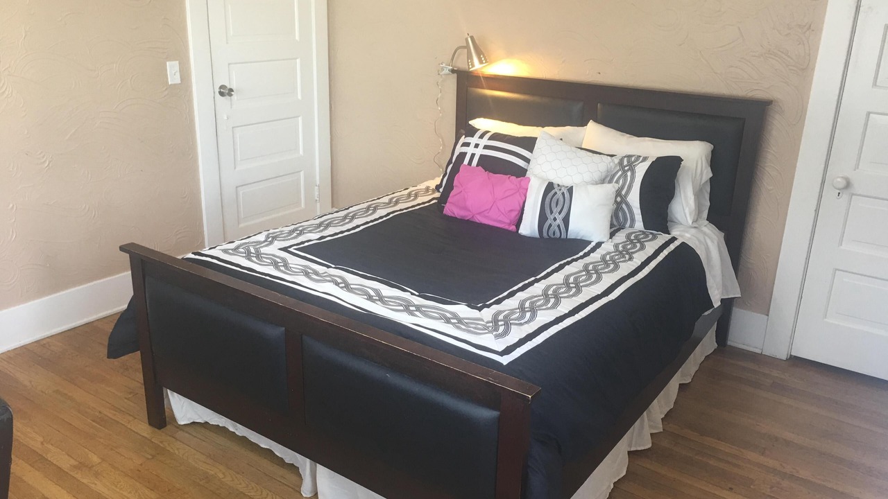 Photo of Bedroom in Tower District