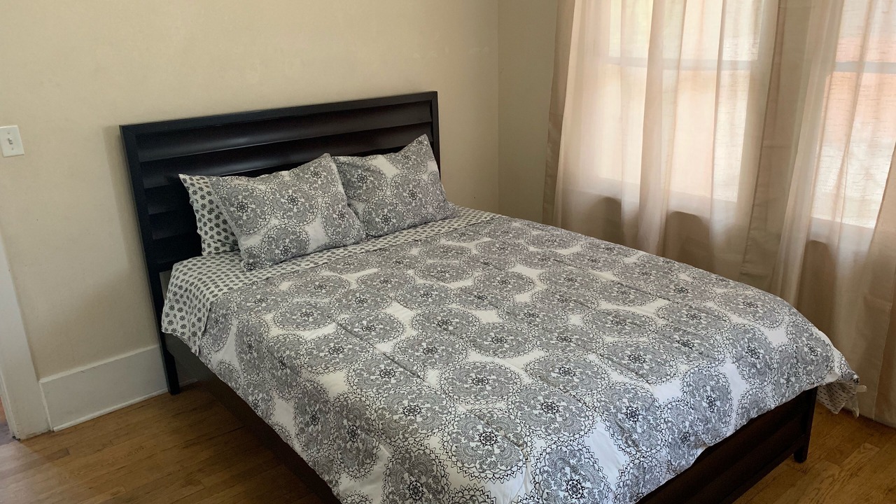 Photo of Bedroom in Tower District