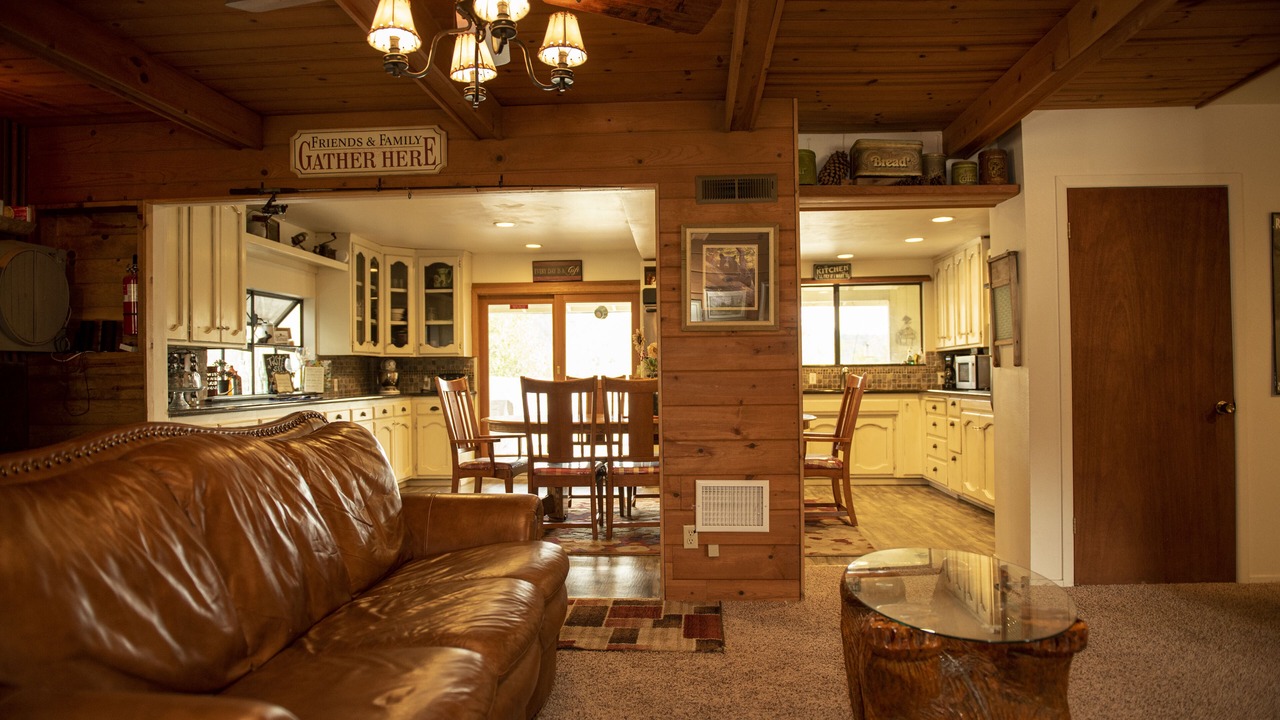 Photo of Livingroom in Mariposa