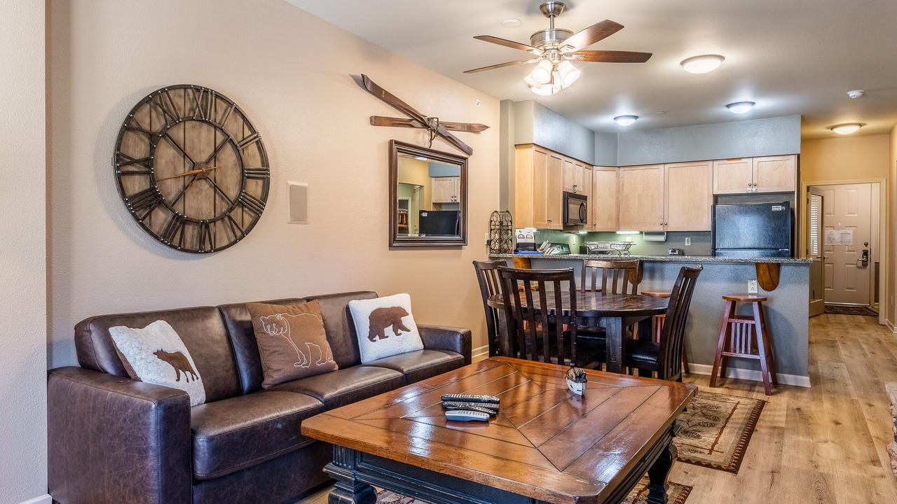 Photo of Livingroom in Mammoth Lakes