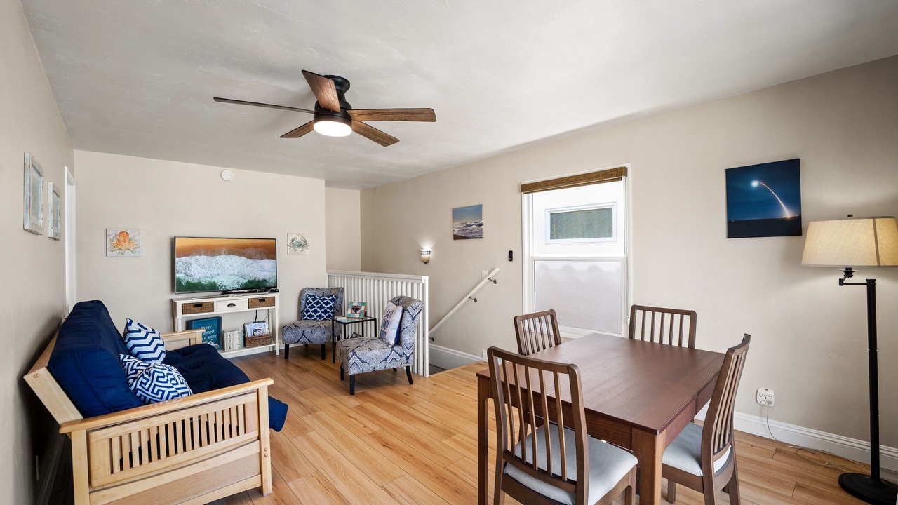 Photo of Livingroom in Silver Strand