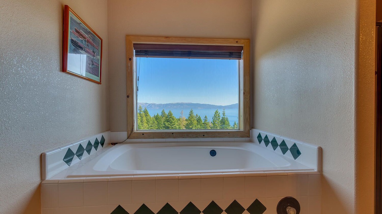 Photo of Bathroom in Tahoe Woods