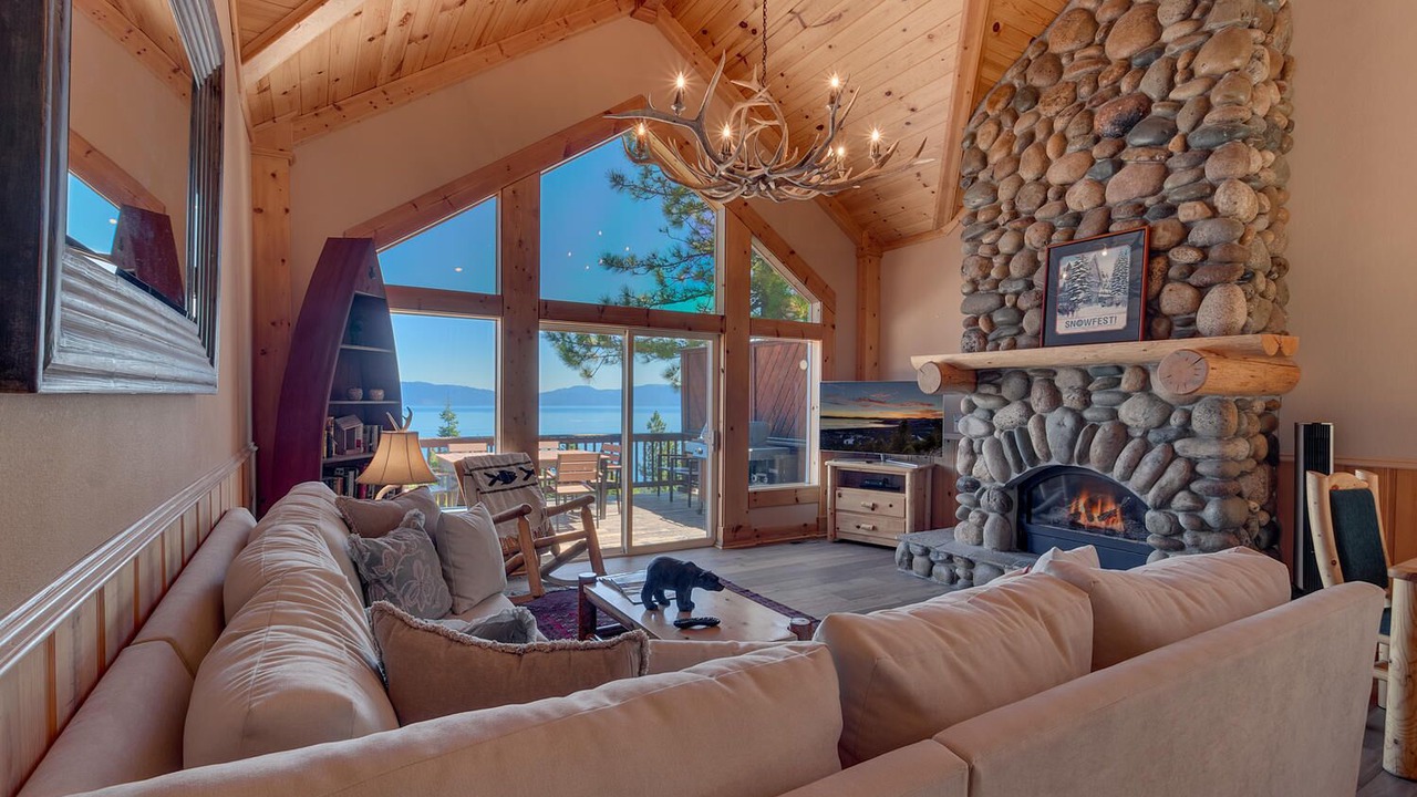 Photo of Livingroom in Tahoe Woods