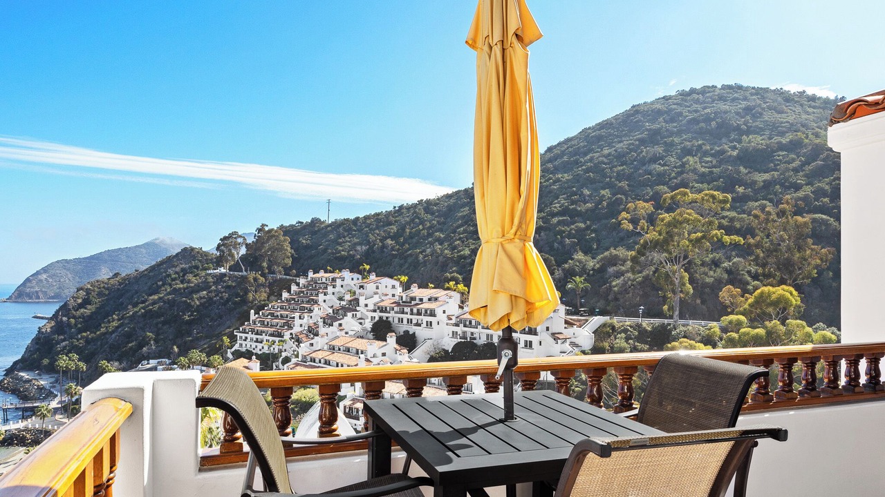 Photo of Patio Balcony in Avalon