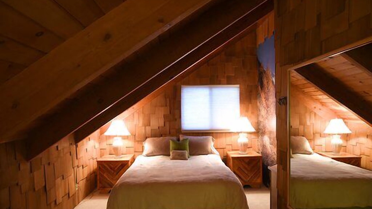 Photo of Bedroom in McCloud