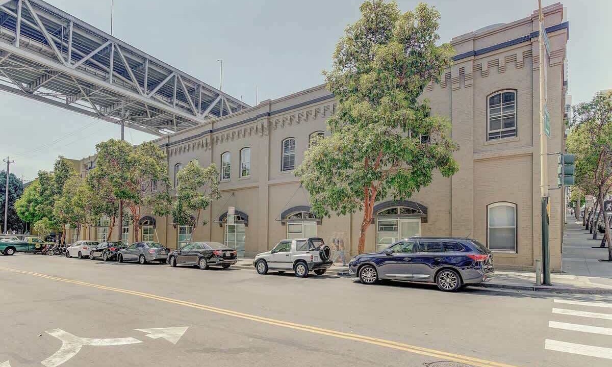 Photo of Others in Rincon Hill