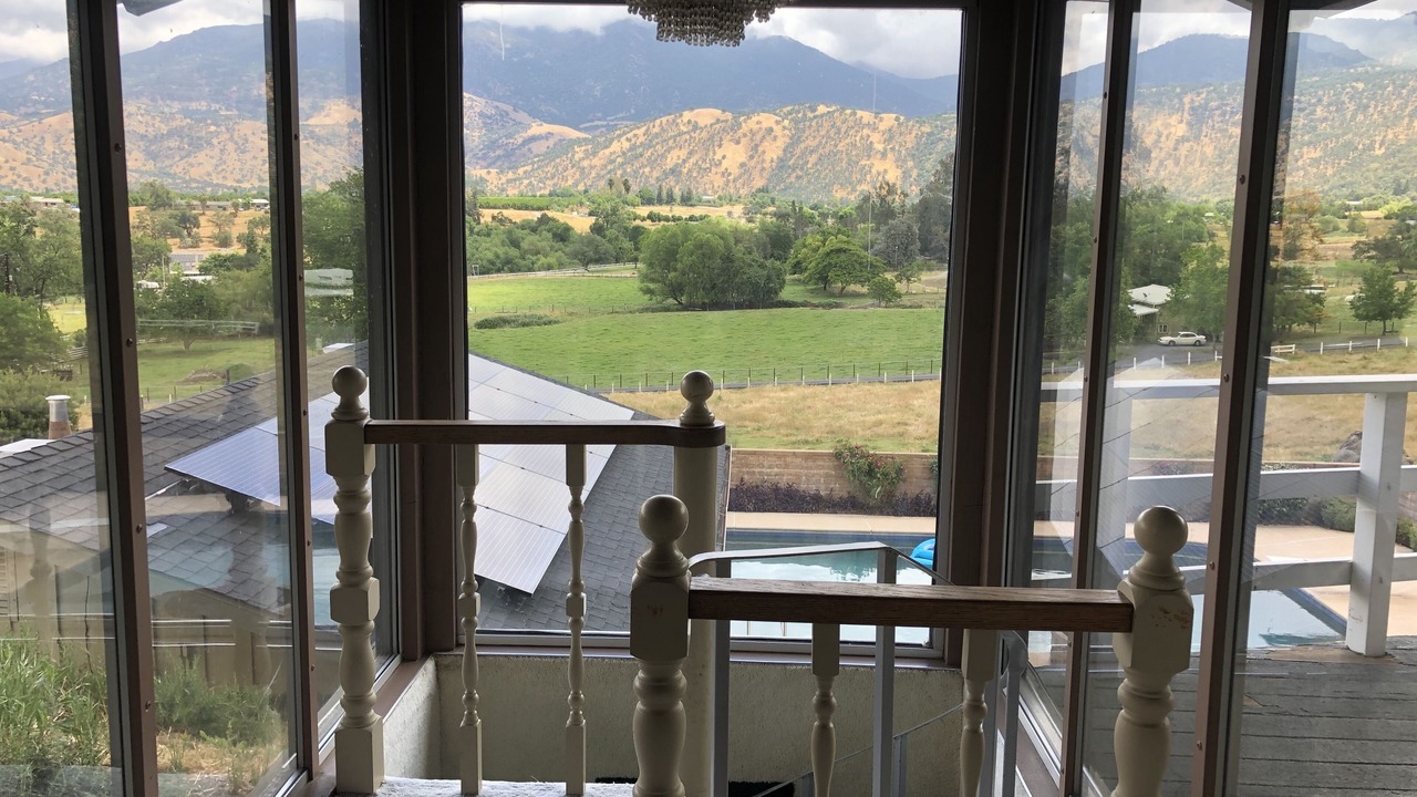 Photo of Bedroom in Springville