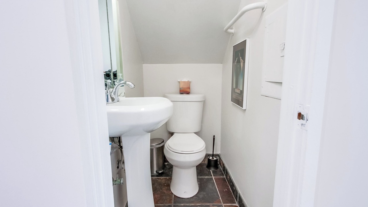 Photo of Bathroom in Mission Beach