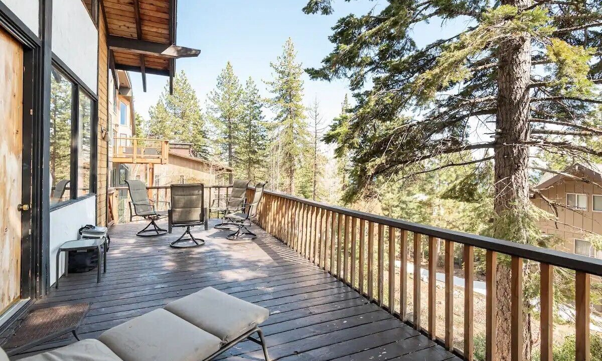 Photo of Patio Balcony in Lake Forest