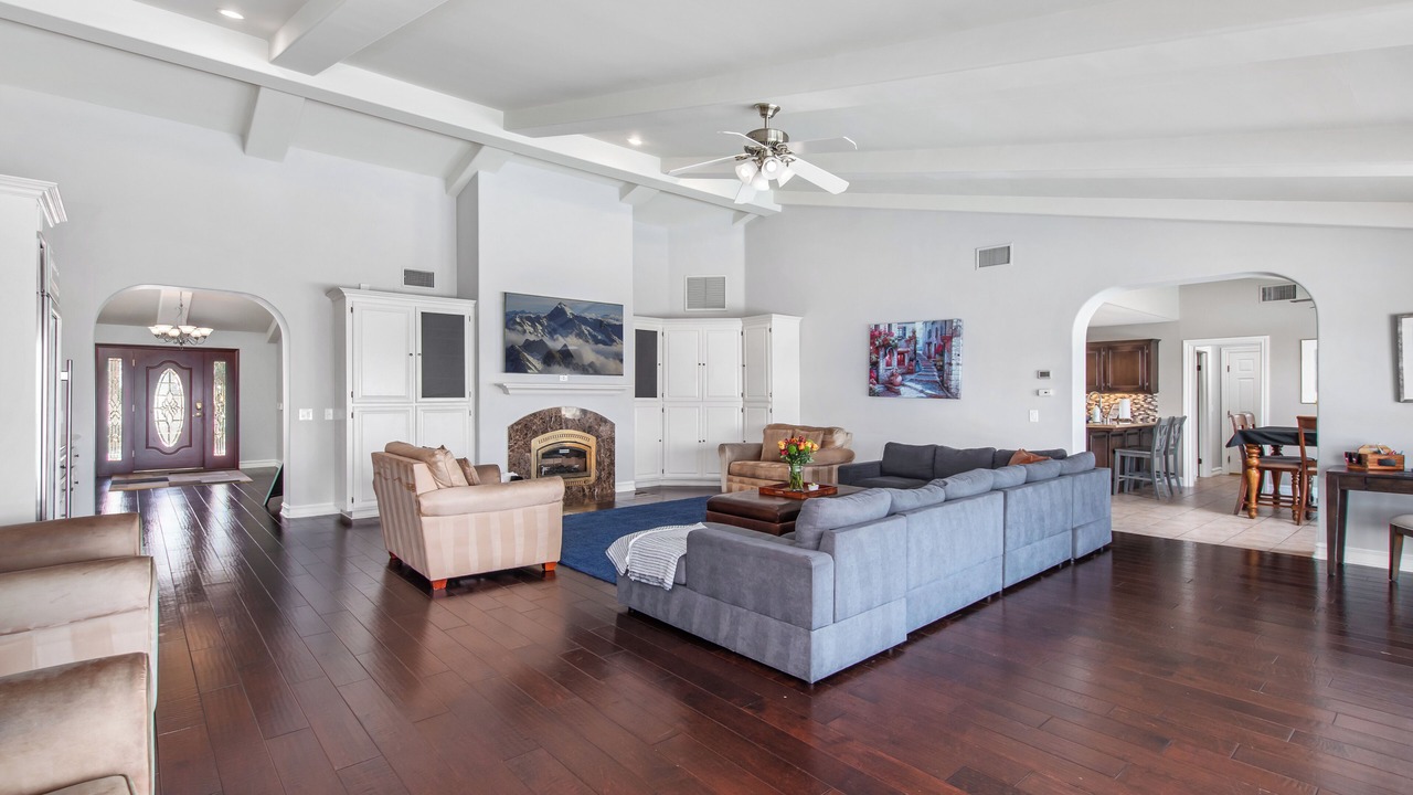 Photo of Livingroom in Temecula
