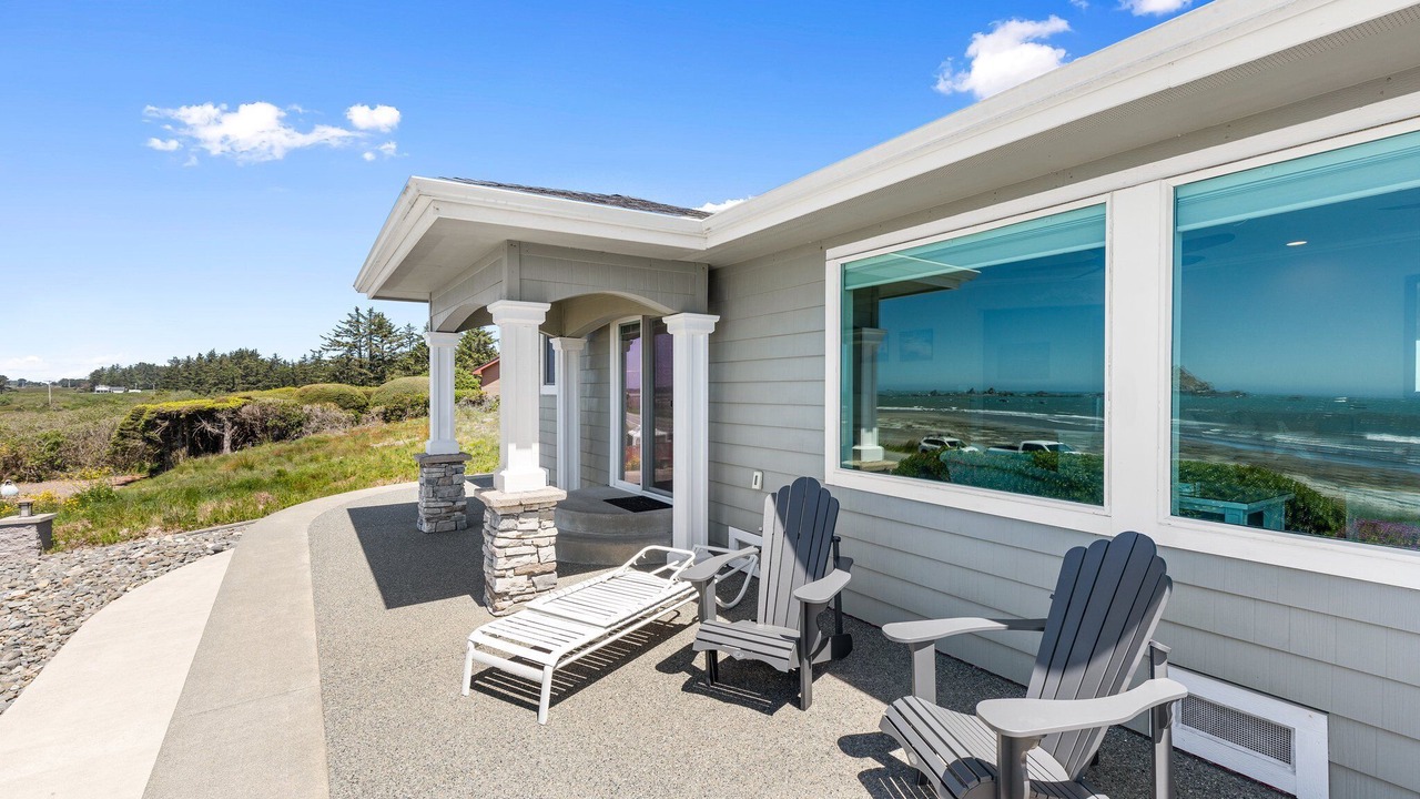 Photo of Patio Balcony in Crescent City North