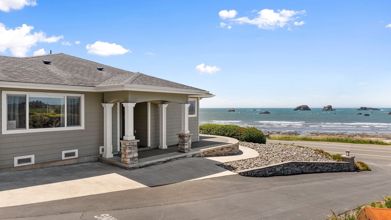 Photo of Outdoor in Crescent City North