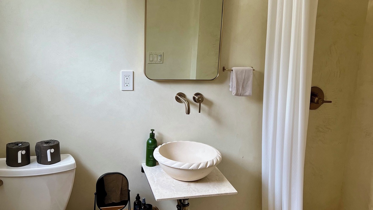 Photo of Bathroom in Westhaven-Moonstone