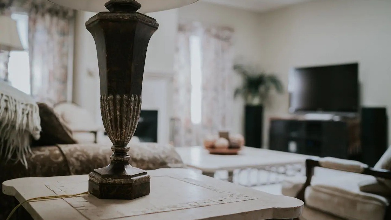 Photo of Livingroom in East Palo Alto
