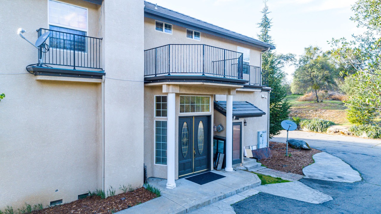 Photo of Outdoor in Oakhurst