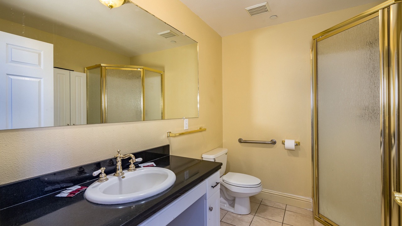 Photo of Bathroom in Oakhurst
