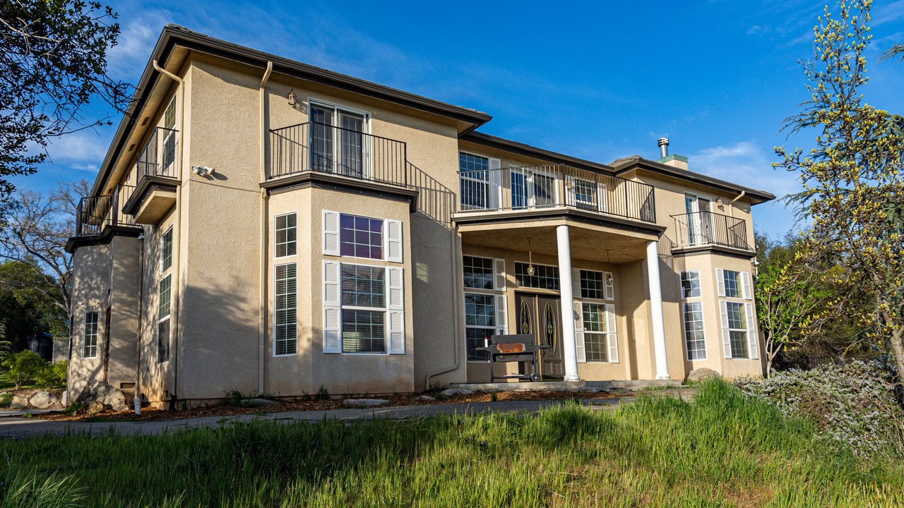 Photo of Outdoor in Oakhurst