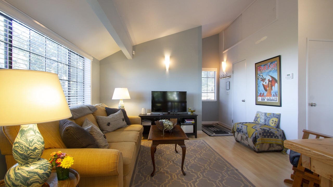 Photo of Bedroom in Santa Rosa