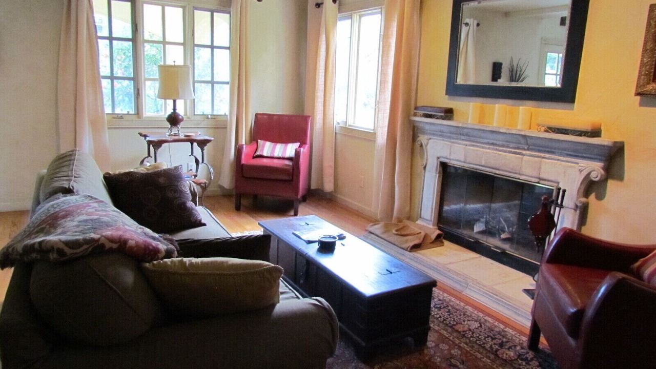 Photo of Livingroom in Glen Ellen