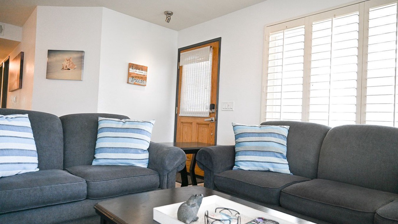 Photo of Livingroom in South Mission Beach