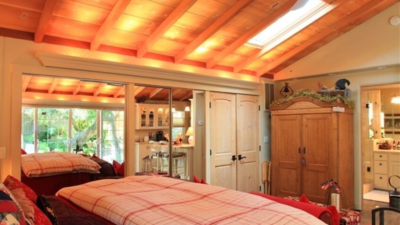 Photo of Bedroom in Northwest Carmel