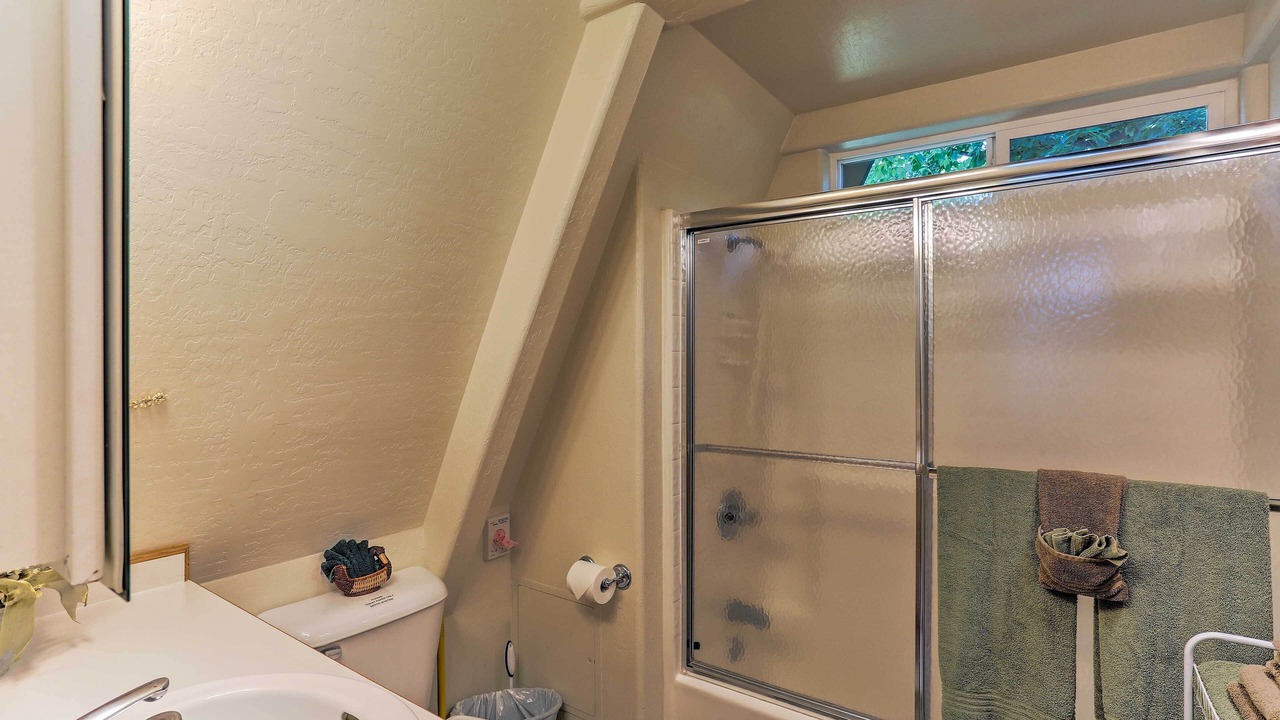 Photo of Bathroom in Peninsula Village