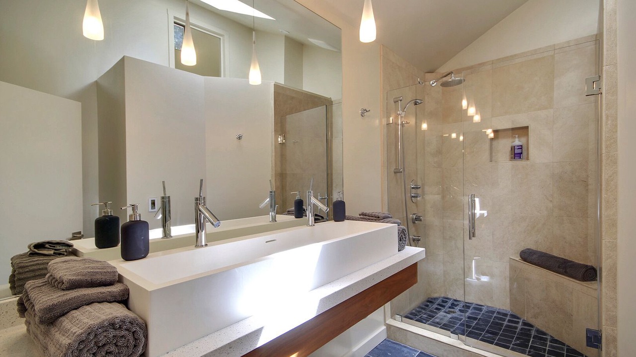 Photo of Bathroom in Cazadero