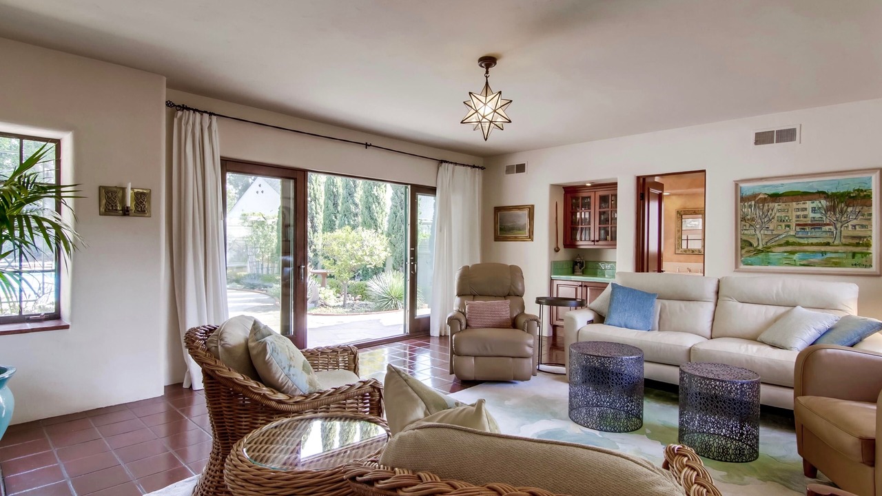 Photo of Bedroom in Lower Hermosa