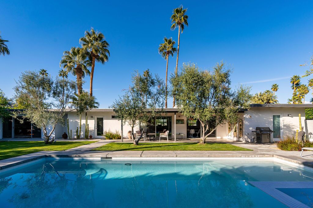 Photo of Outdoor in Tahquitz River Estates