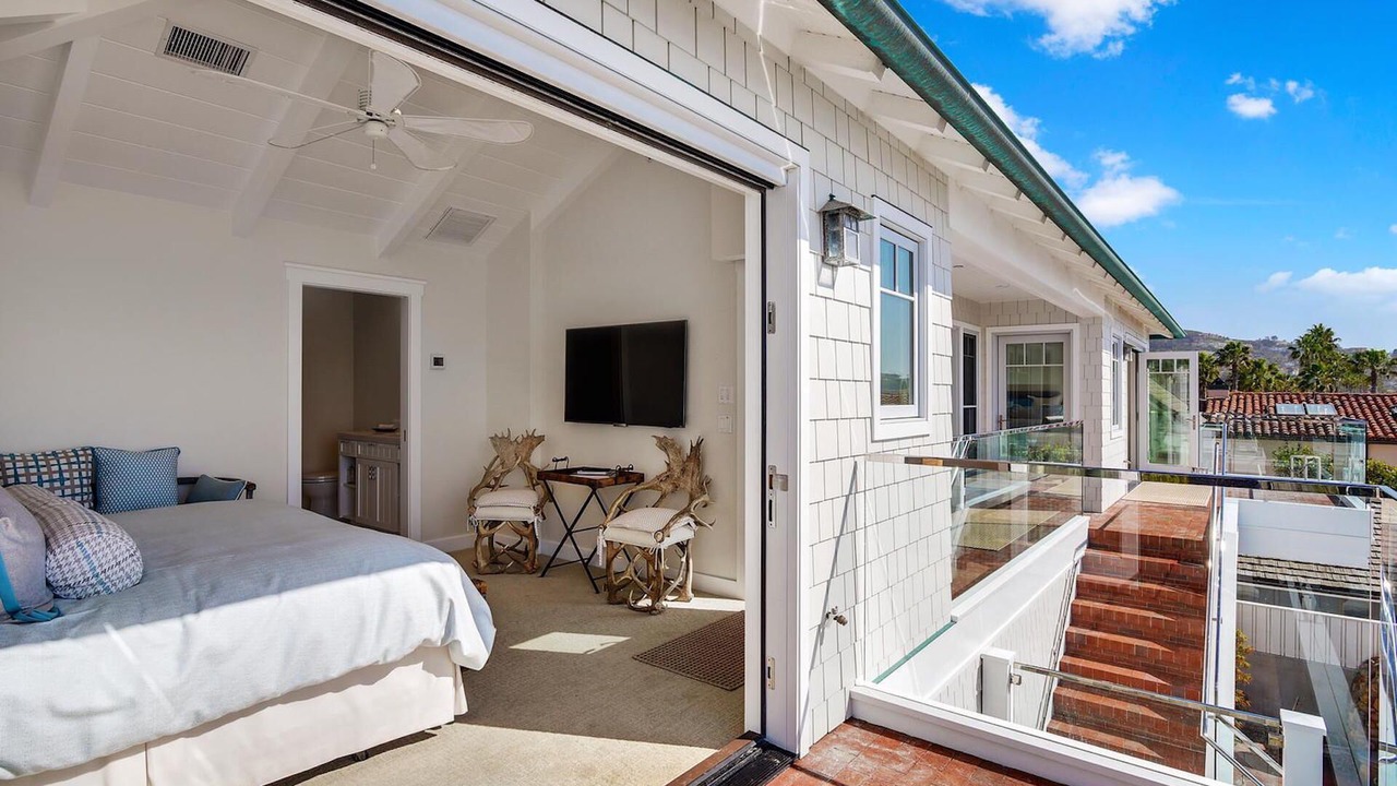 Photo of Patio Balcony in La Jolla Shores