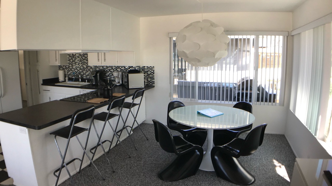 Photo of Livingroom in South Mission Beach