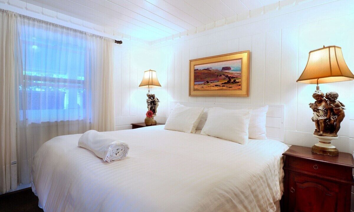 Photo of Bedroom in Jenner