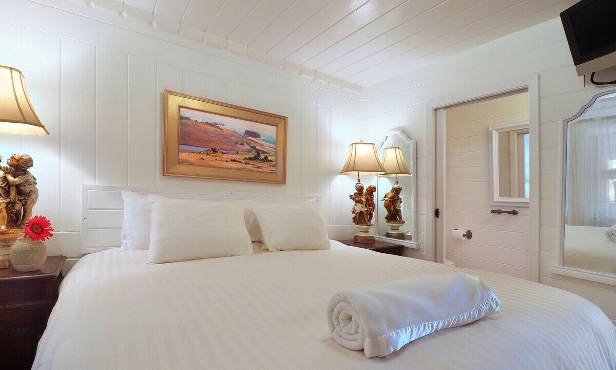 Photo of Bedroom in Jenner