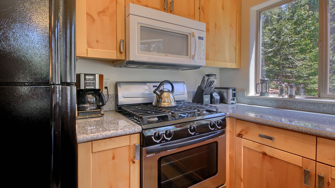 Photo of Kitchen in Yosemite West