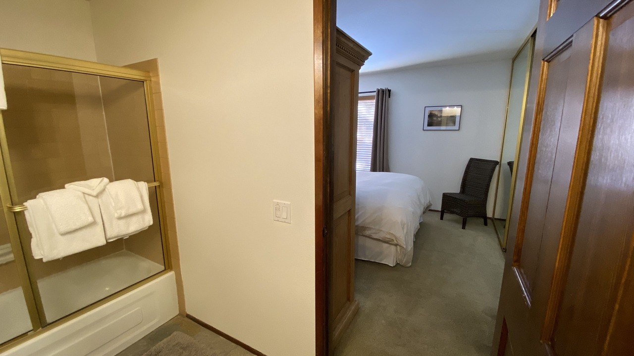 Photo of Bathroom in Mammoth Lakes