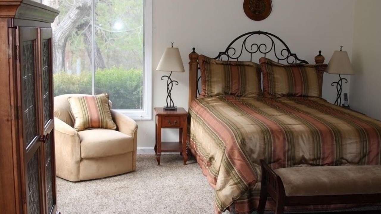Photo of Livingroom in El Portal