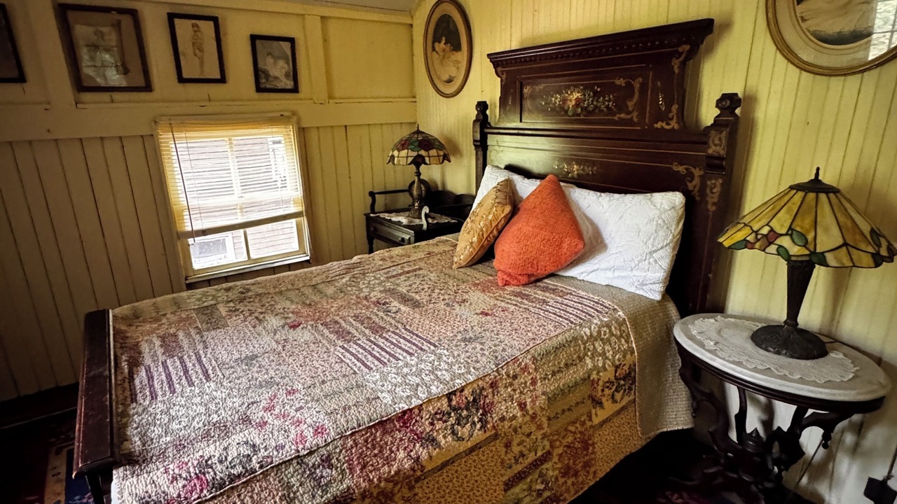 Photo of Bedroom in Mount Gretna