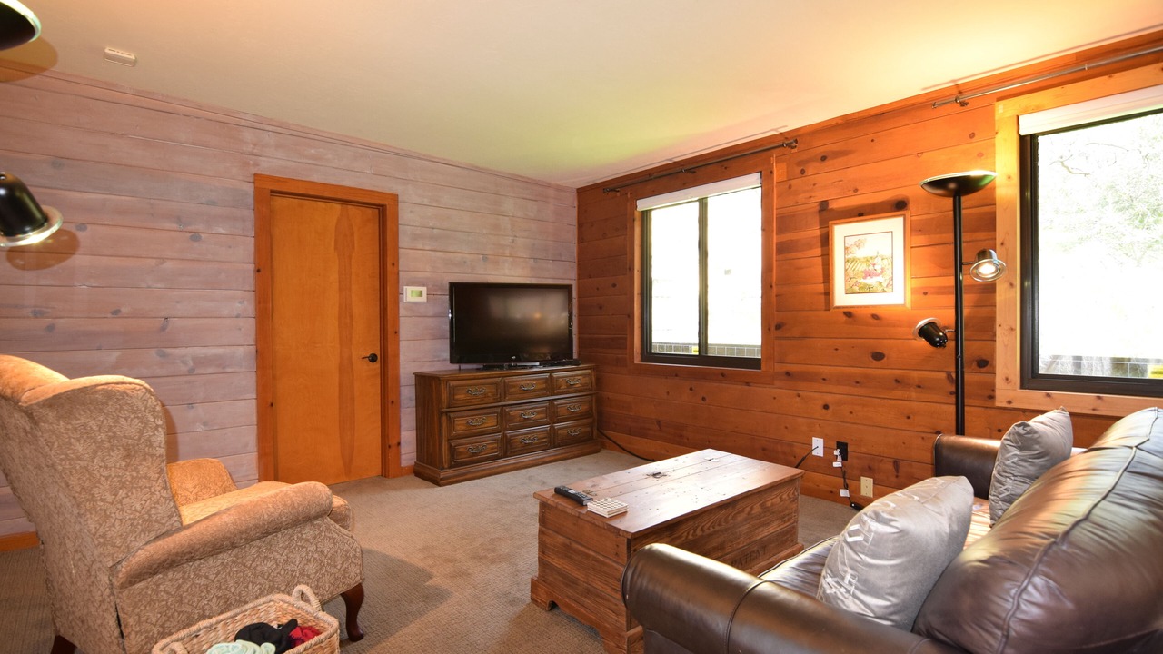 Photo of Livingroom in Fetters Hot Springs-Agua Caliente