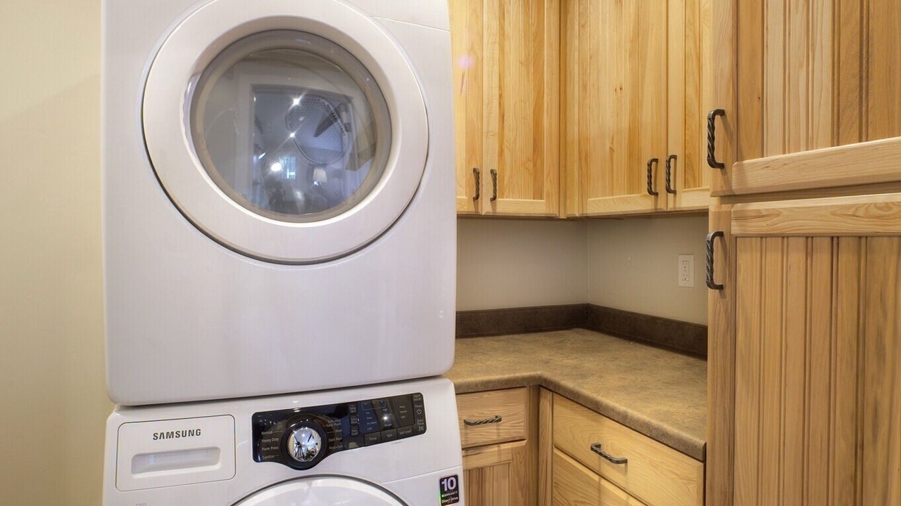 Photo of Bedroom in Arden-Arcade