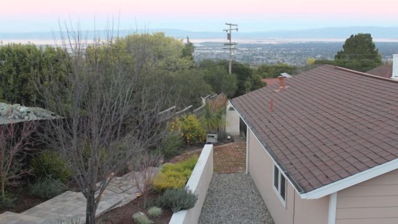 Photo of Outdoor in Emerald Hills