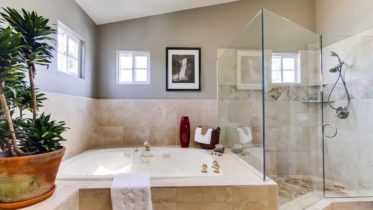 Photo of Bathroom in Sunset Cliffs