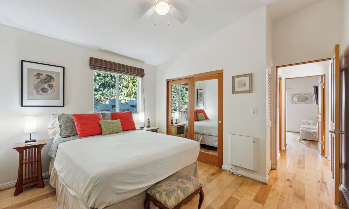 Photo of Bedroom in Summerland