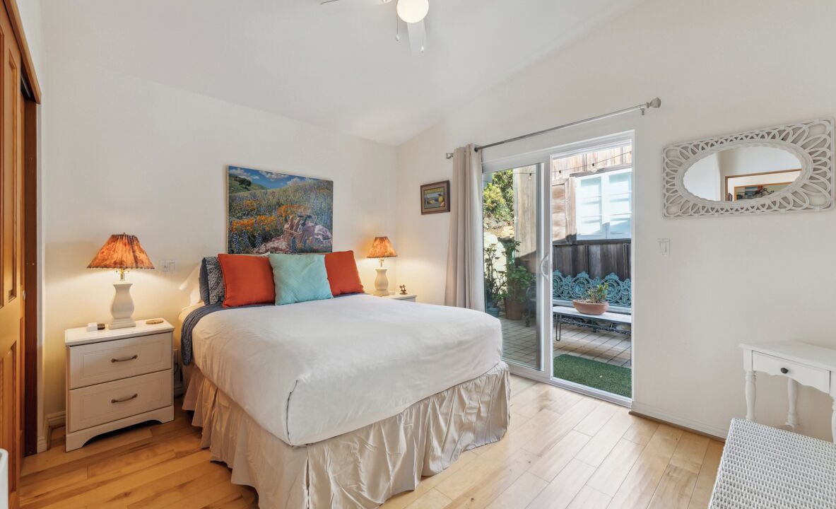 Photo of Bedroom in Summerland