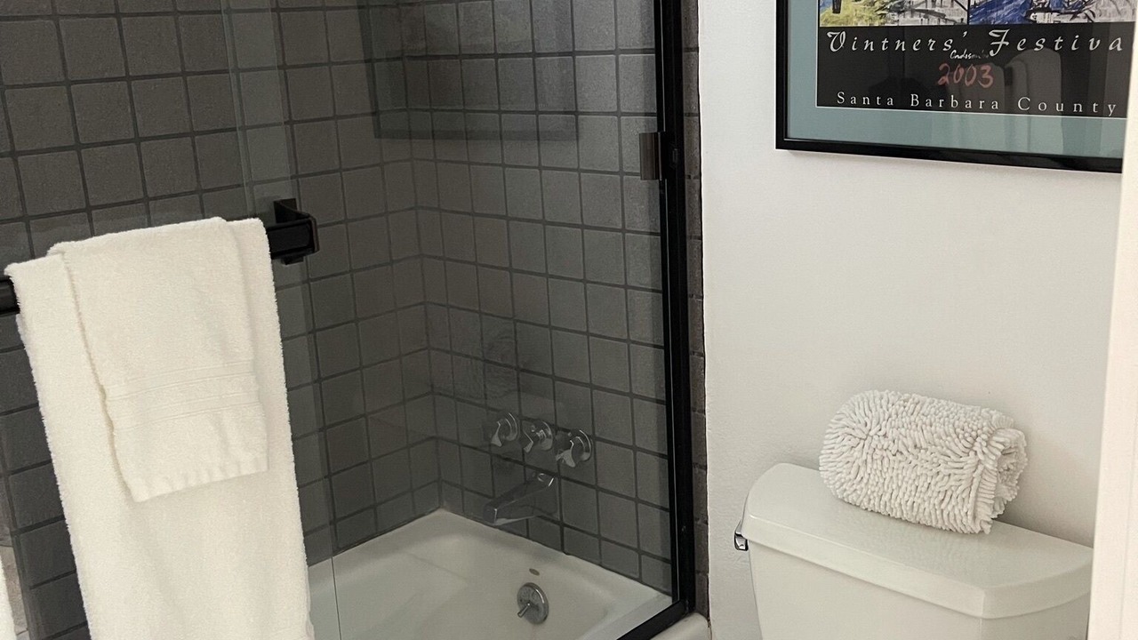 Photo of Bathroom in Silver Strand