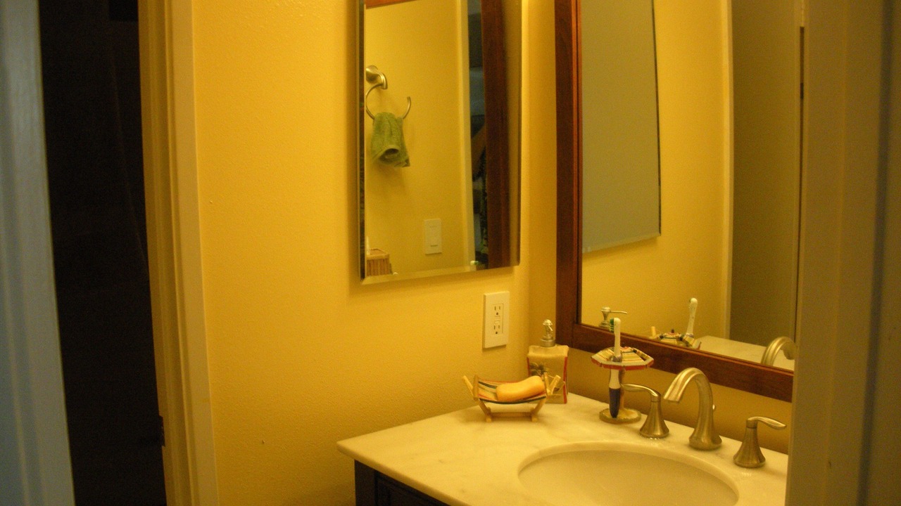 Photo of Bathroom in Central Mission Beach