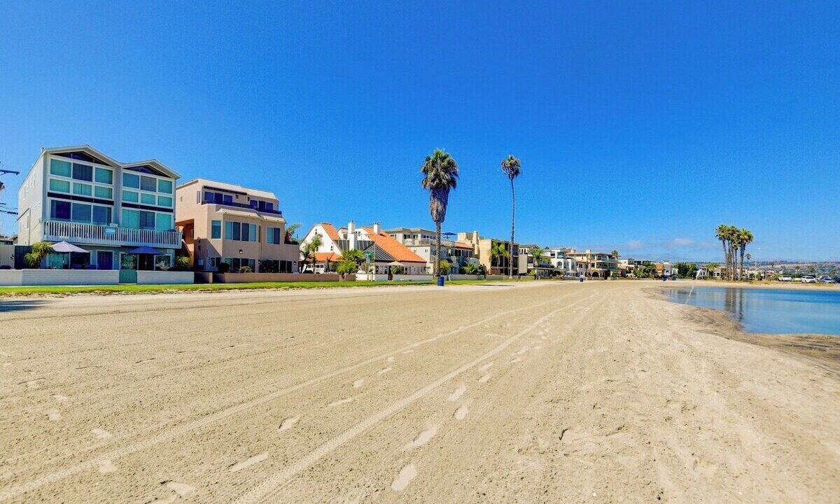 Photo of Others in Central Mission Beach