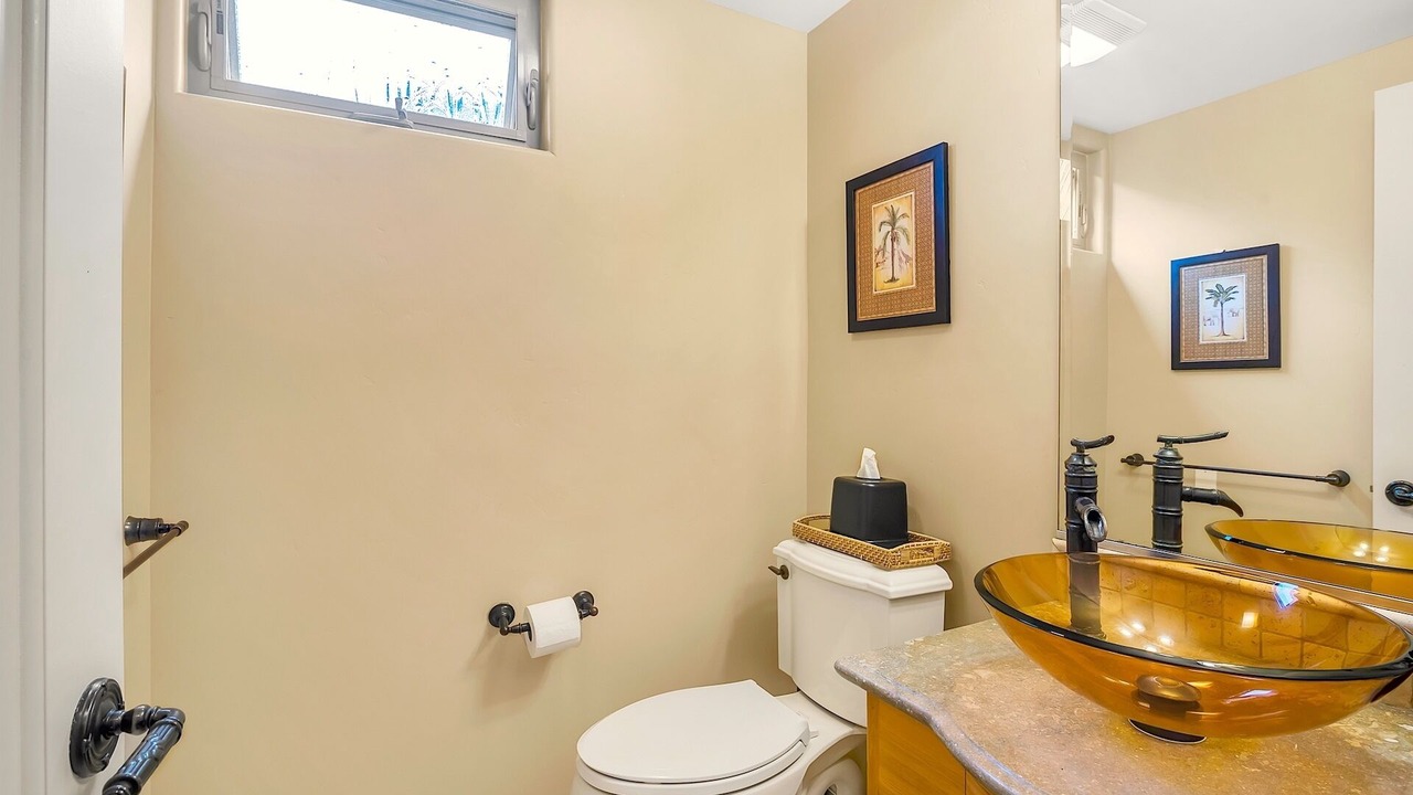 Photo of Bathroom in South Mission Beach
