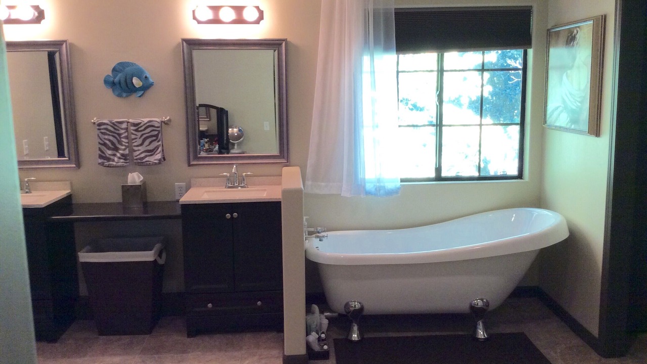 Photo of Bathroom in Chico