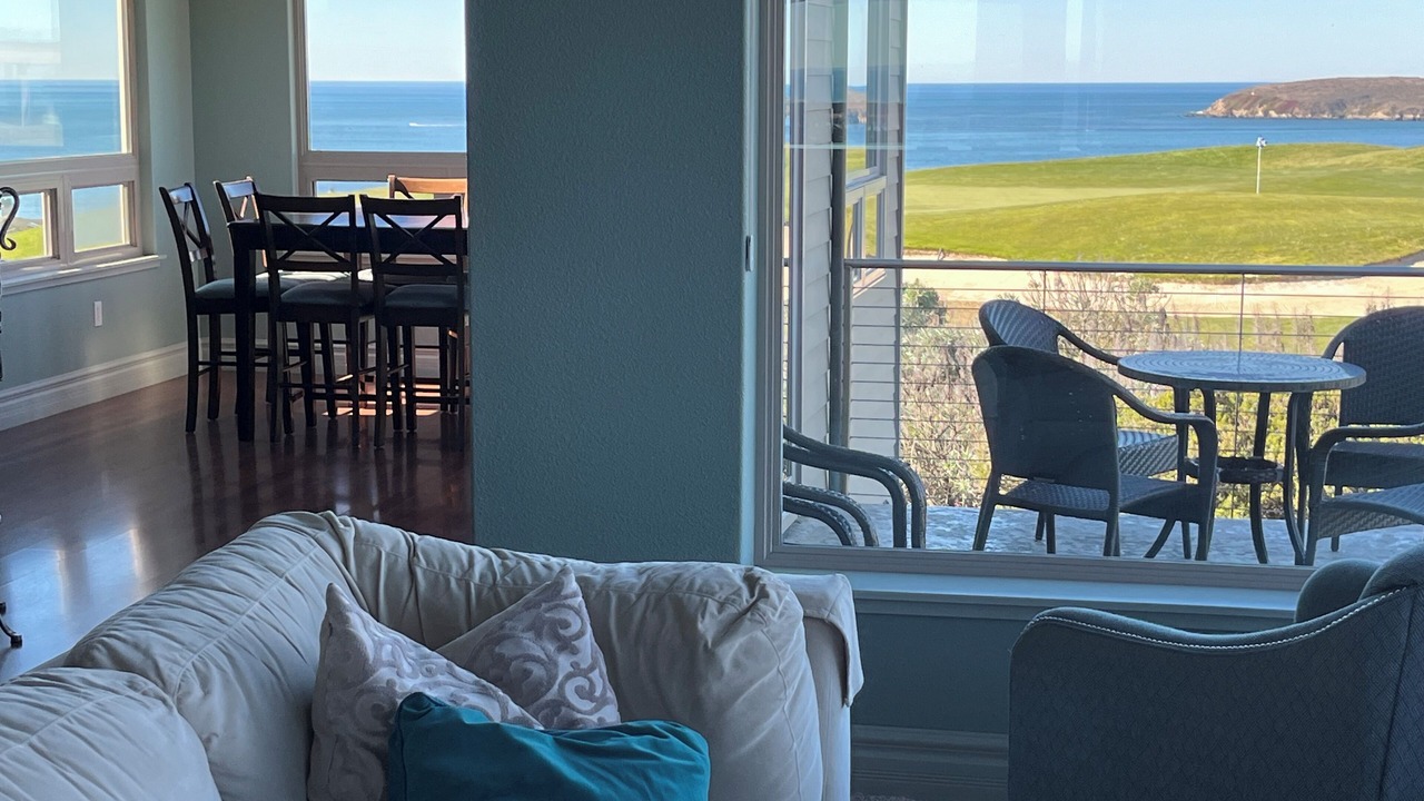 Photo of Livingroom in Bodega Bay