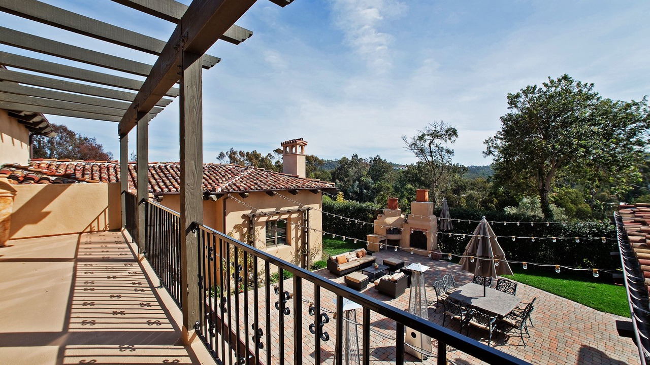 Photo of Patio Balcony in Covenant